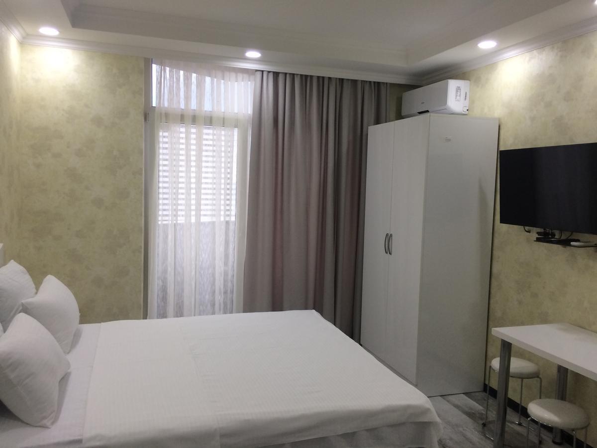 Aparthotel Selfie บาทูมิ ภายนอก รูปภาพ
