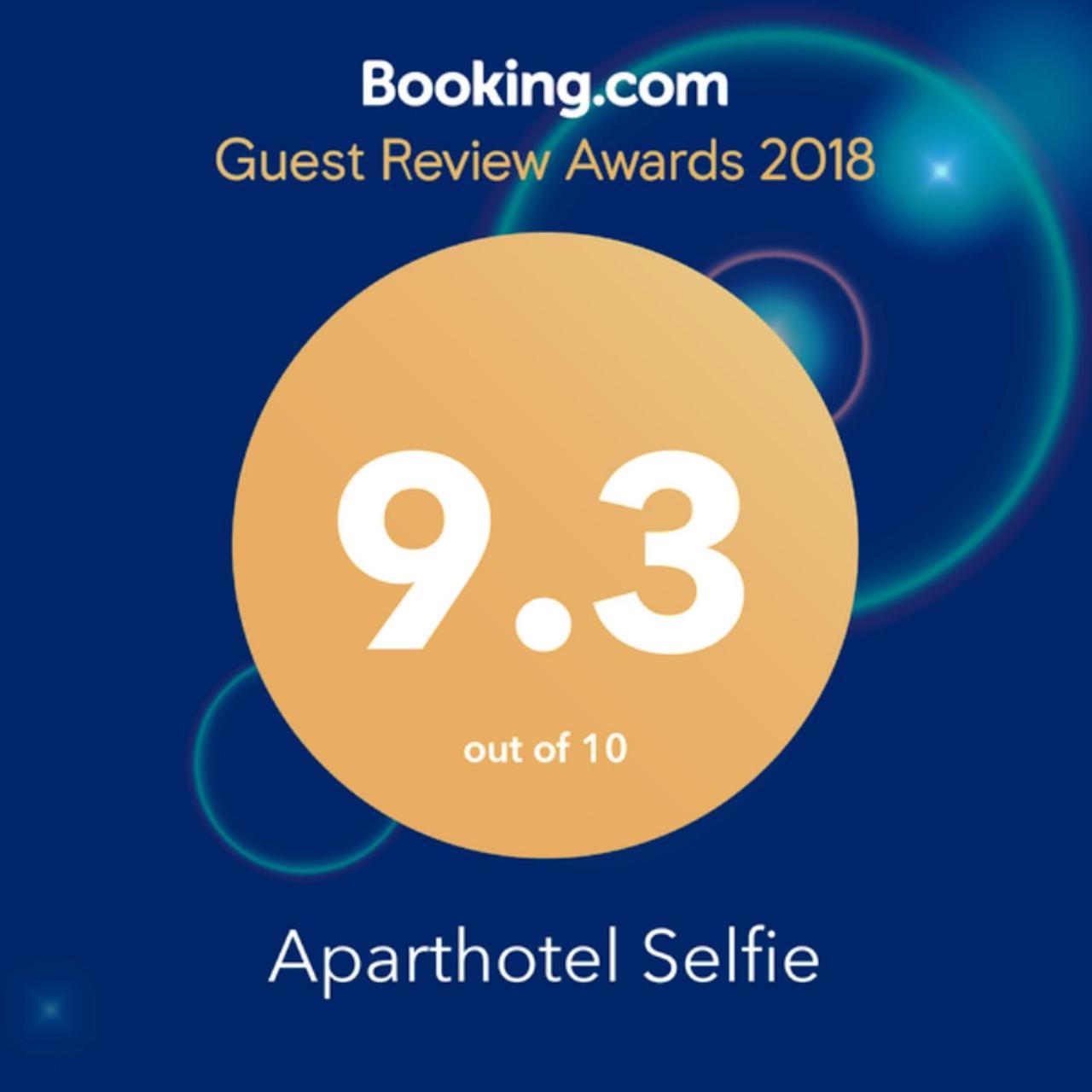Aparthotel Selfie บาทูมิ ภายนอก รูปภาพ